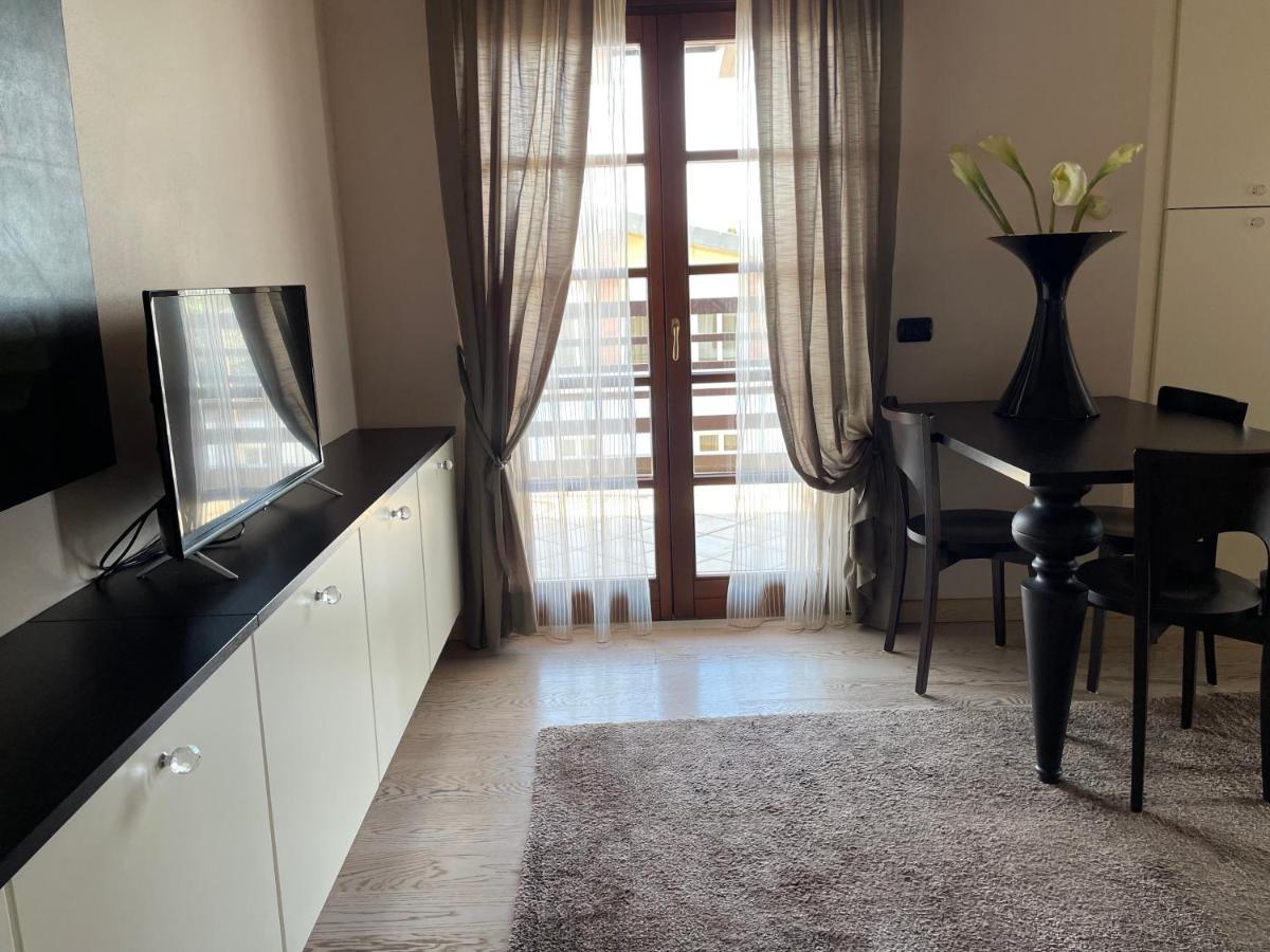 Alexandra Aparthotel 3*