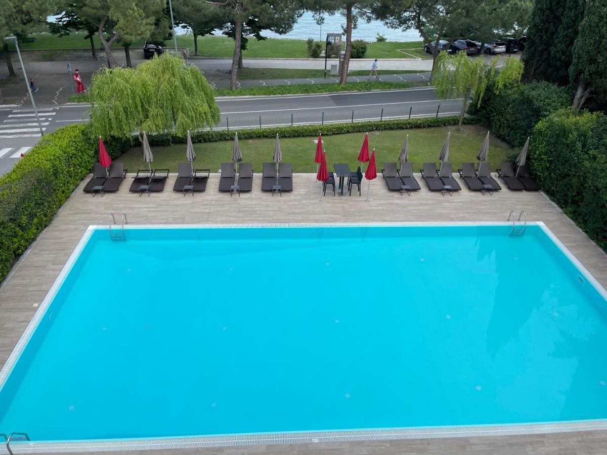 Alexandra Aparthotel 3*